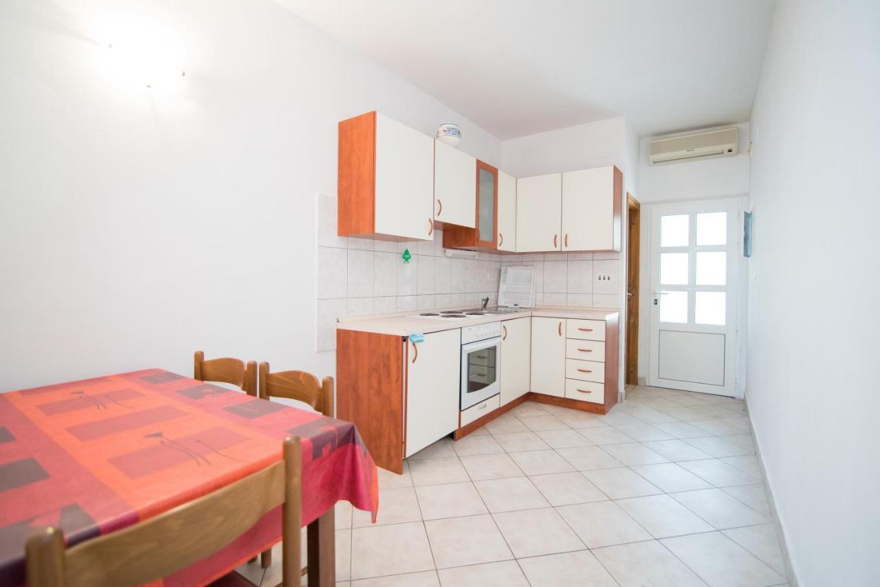 Apartments Neva Selca  Pokój zdjęcie